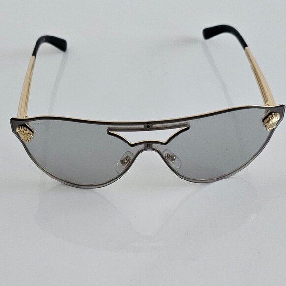 VERSACE WOMEN'S GORGEOUS SUNGLASSES! - Picture 1 of 16